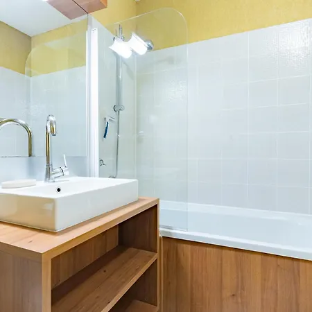 Le Cosy Vignes - Piscine Partagee * Azille